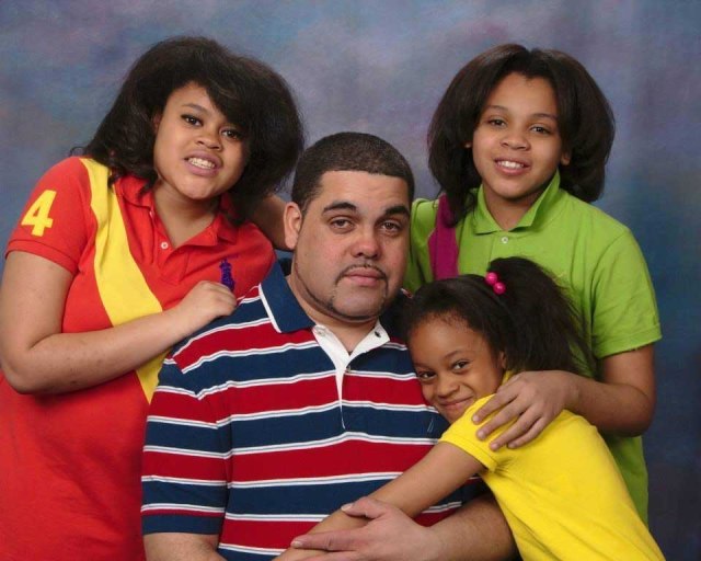 Daniel Cruz Jr and his girls in a recent photo.